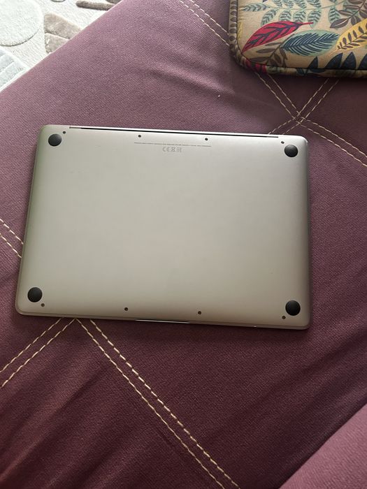 Продам Macbook retina 12