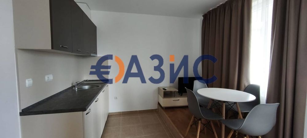 Продава се Едностаен апартамент в к.к. Слънчев бряг - 83 кв.м за 582 €/кв.м - Снимка #2