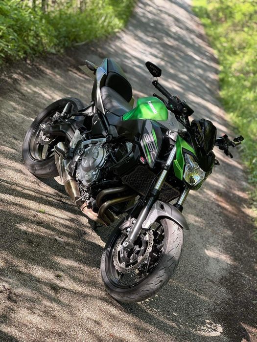 Kawazaki z 650.