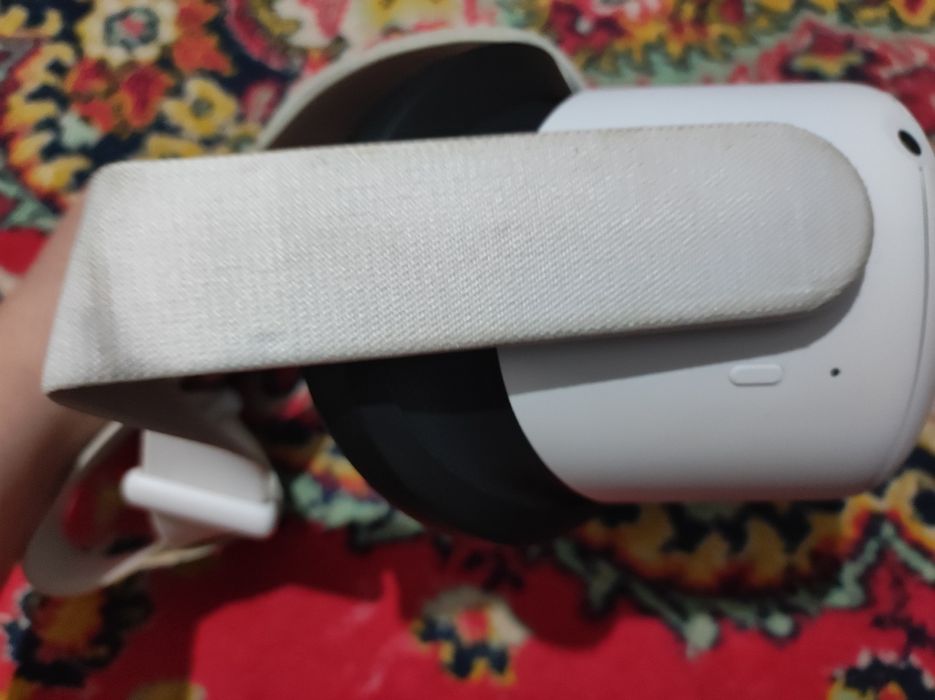 Продам meta quest 2