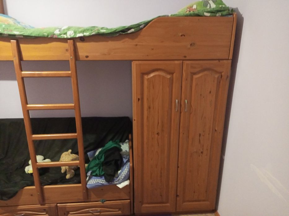 Кровать двухъярусная