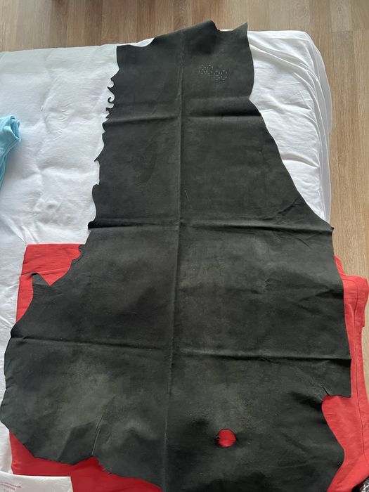 Кожа замшевая черного цвета