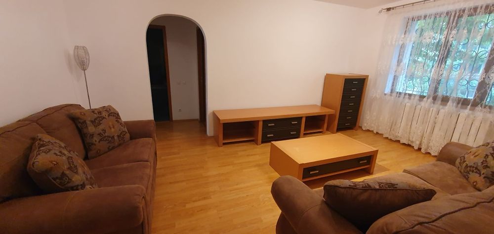Închiriez apartament 3 camere sector 2 Vatra Luminoasa