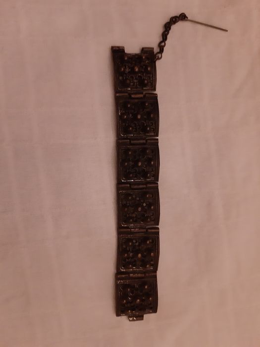 Стара, автентична възрожденска гривна