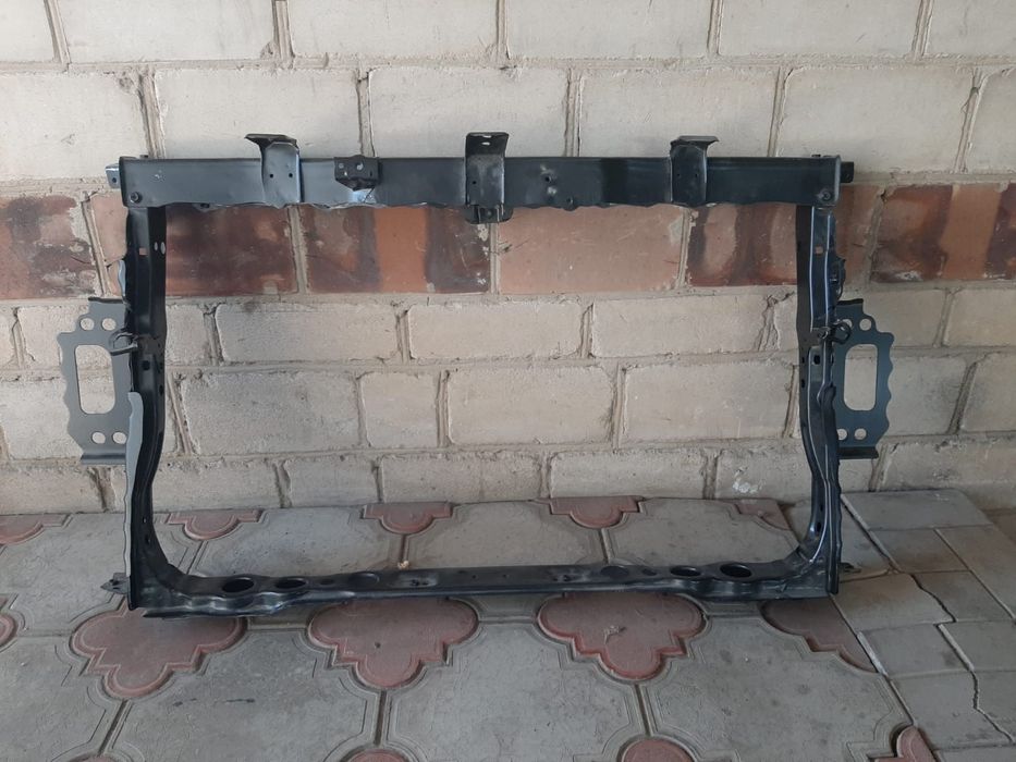 Запчасти на Toyota Corolla