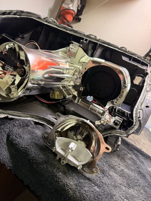 Установка Bi Led линз, ремонт фар