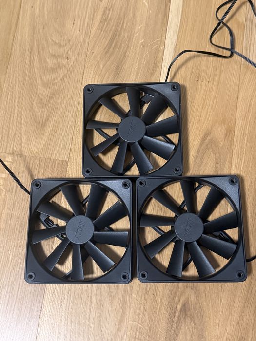 Set 3 ventilatoare nzxt f120q