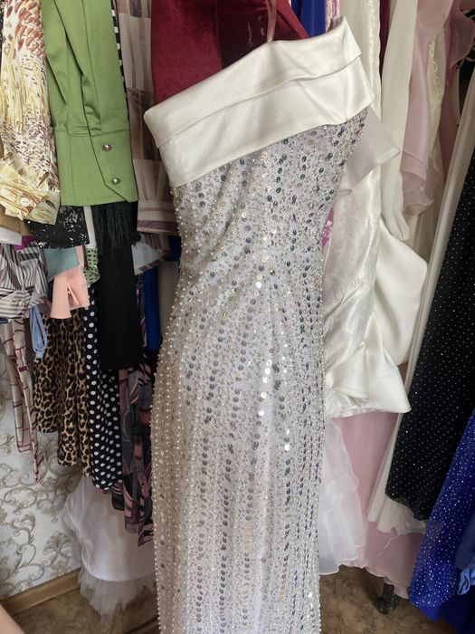 Новый платье вечерный