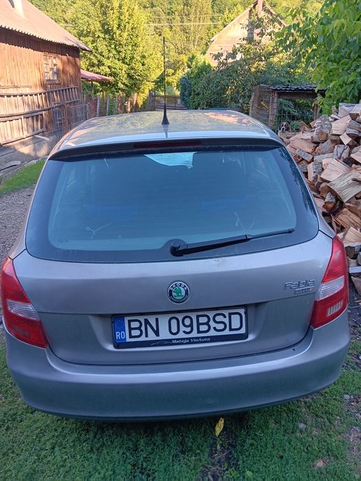 SKODA Fabia 2010 — imagine 2