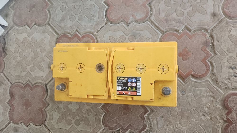 Продам аккумулятлр 100 Ah 12 V