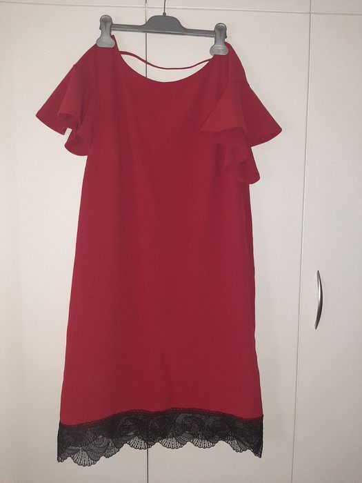 Червена рокля, M/L