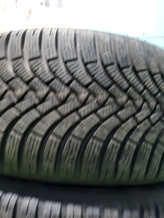 4 бр зимни 245/45/18 Falken