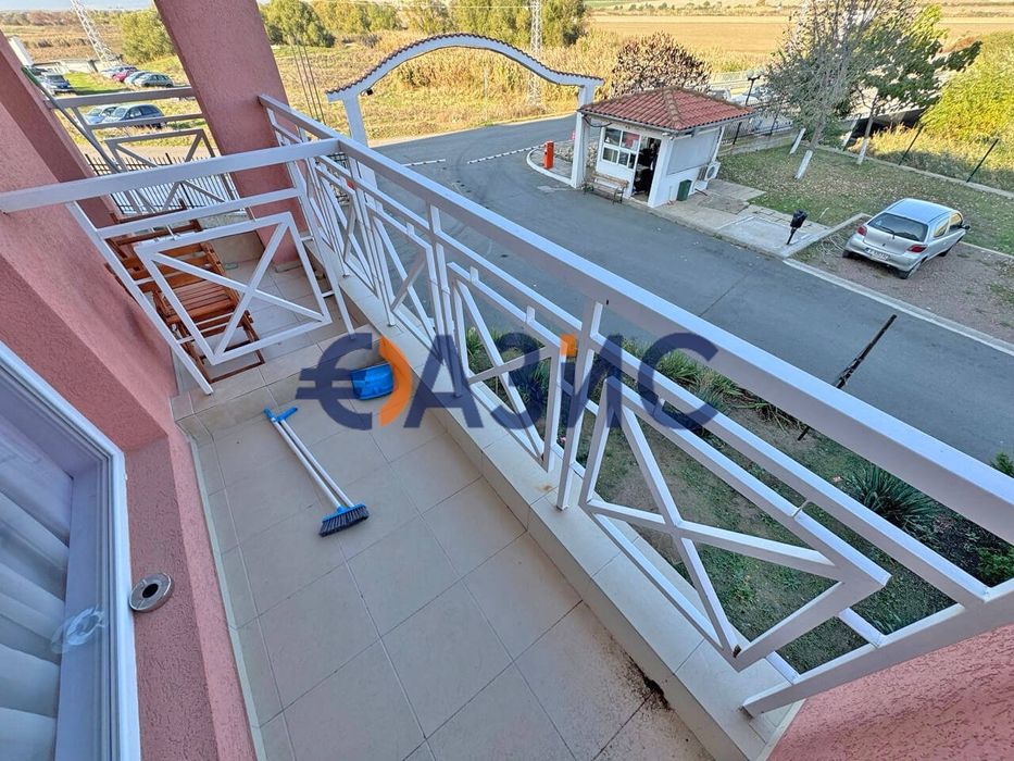 Продава се Двустаен апартамент в к.к. Слънчев бряг - 47 кв.м за 635 €/кв.м - Снимка #12