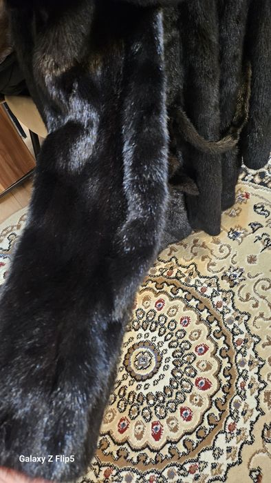 Продам норковую шубу