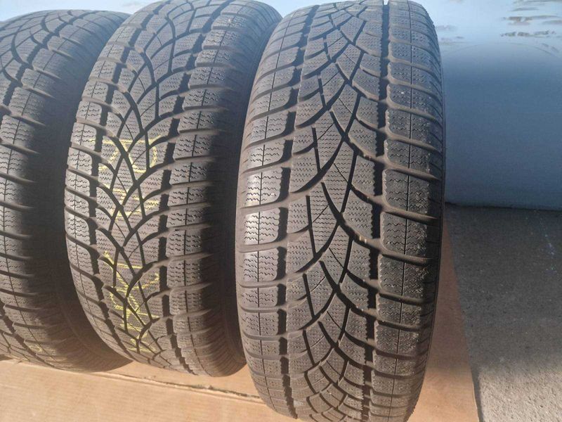 Audi A6 R18/4G Ауди
оригинални джанти с гуми
и датчици