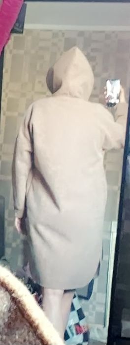 Продам пальто демисезонное