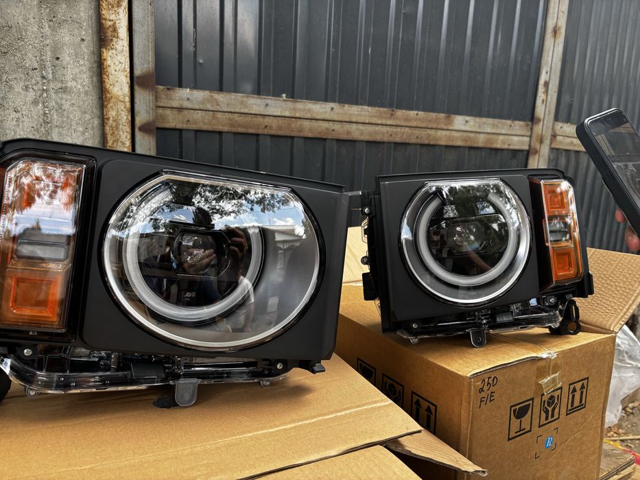 Фары Land Cruiser Prado 250 оригинал