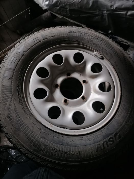 Железни джанти 15 със зимни гуми Nexen за Suzuki Vitara