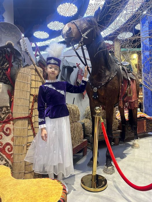 Казахский национальный костюм