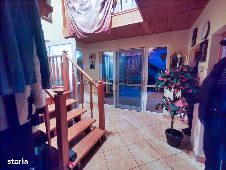Casa, Vila, 3 camere, 2 bai, 7 km de centrul orasului, Bardesti,Targu