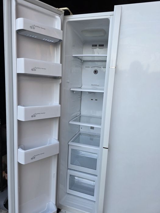 Хладилник Samsung Side by Side