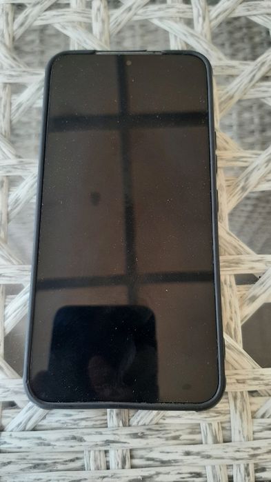 Самсунг S22 256г