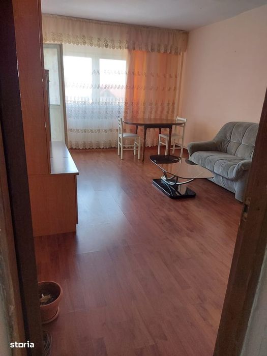 Inchiriere apartament 3 camere, zona micro 11 Târgoviște — fotografia 2