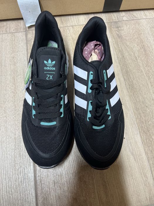 Adidasi, masura nr.41