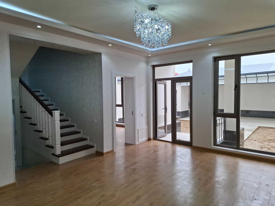 М.Улугбекский р-н Учхоз! 2,5-соток Про-ся евродом 7-комнат