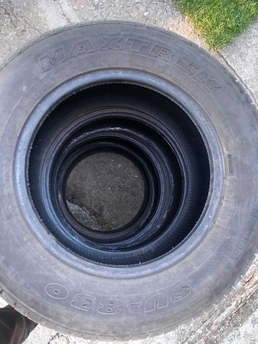 2бр  гуми  215 / 65  R15 C