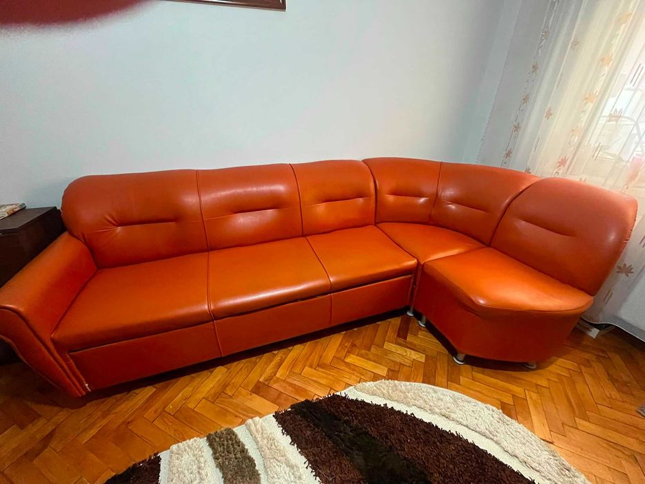 Canapea colțar extensibilă