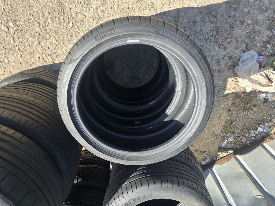 4бр. 225 40 18 Pirelli летни.