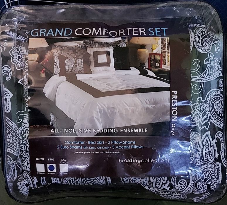 Set mobilă dormitor importat din S.U.A.