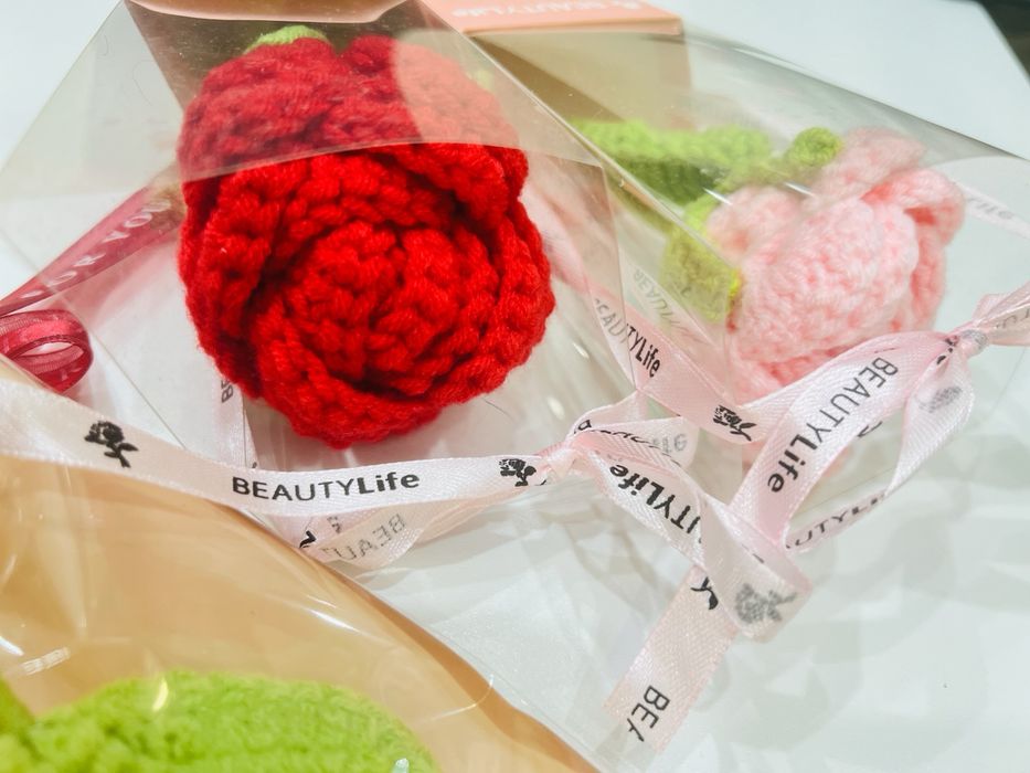 Последни! Плетени цветя рози и слънчогледи за 8 март и други празници