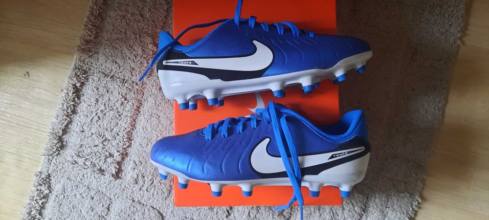 Бутонки Nike Tiempo Legend 10 Academy FG/MG