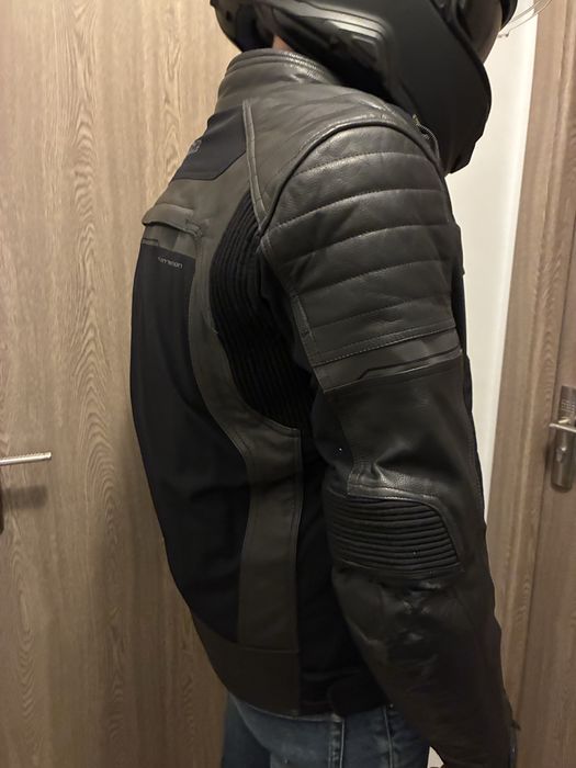 Vand geaca moto Buse Ferno