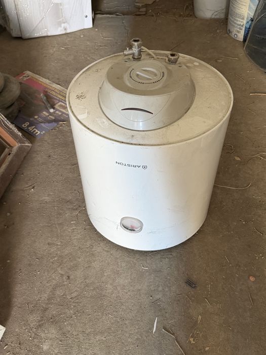 Бойлер Ariston(водонагреватель)