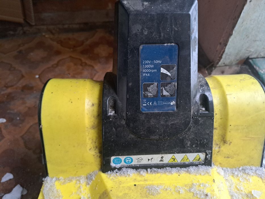 Продам электро лопату 220w. Обмен