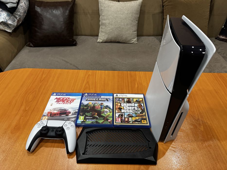 Playstation 5 Slim (GTA5,Minecraft,Need For Speed Payback)