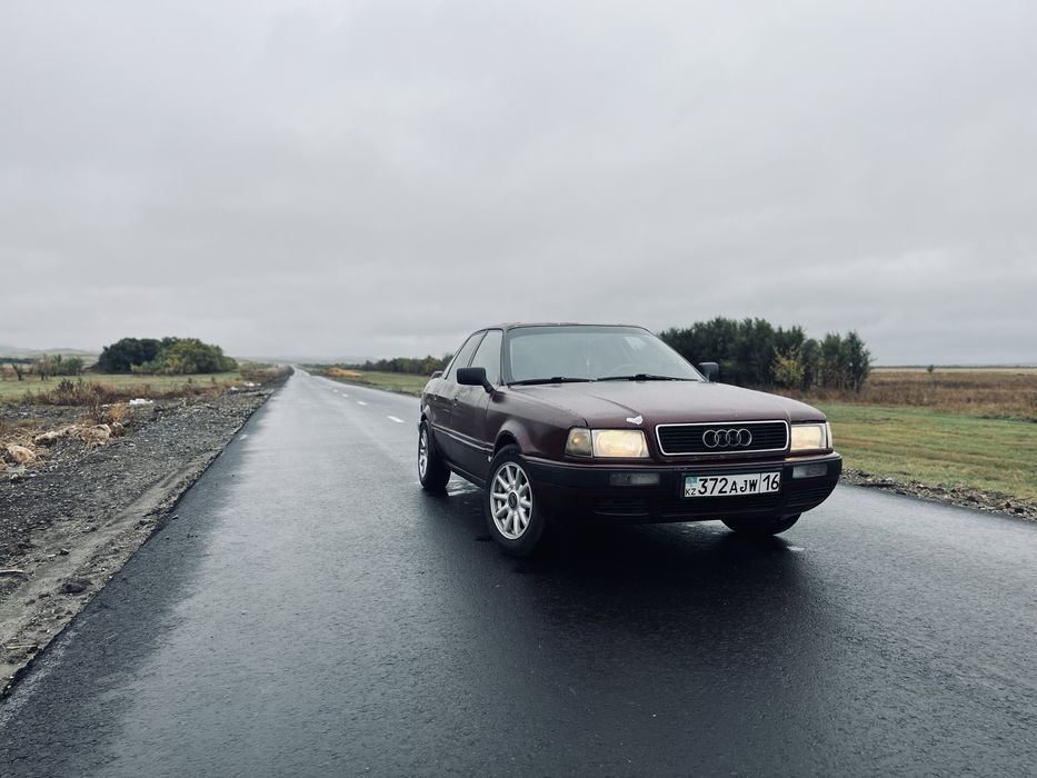 Продам Ауди 80 б4 1992 года