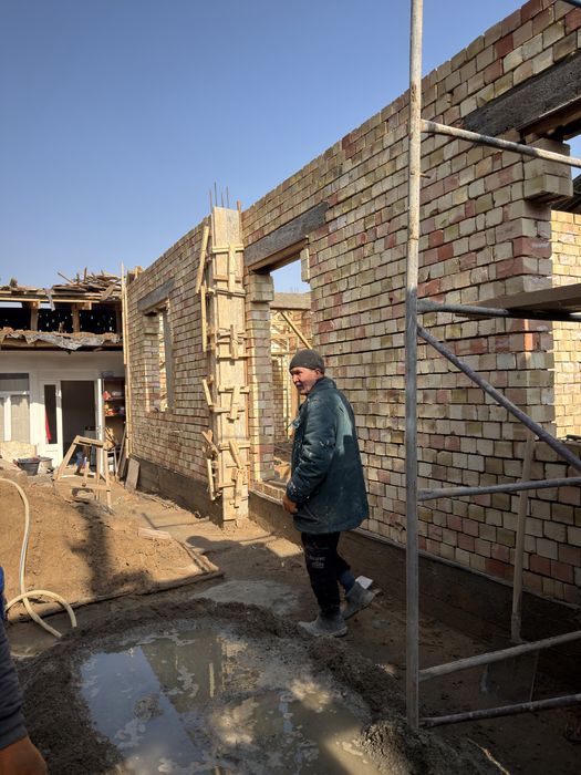 Шлакаблок териш ва уй куриш хизмати