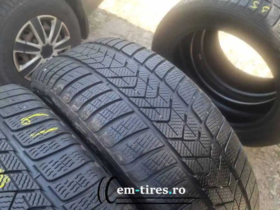 SET 2 Anvelope Iarna 245/50 R19 PIRELLI Sottozero 3 105V - Runflat