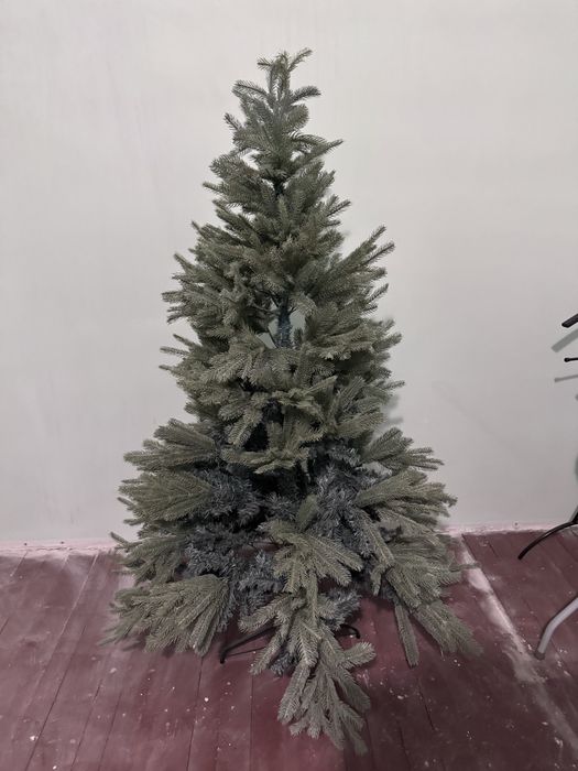 Продам новогоднюю елку