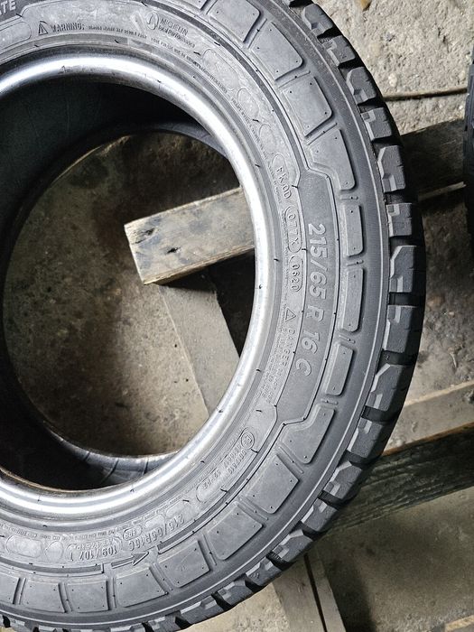 4 anvelope iarna 215 65 16C Michelin Agilis CrossClimate 2020