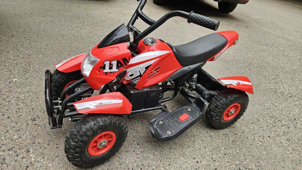 Продам квадроцикл детский