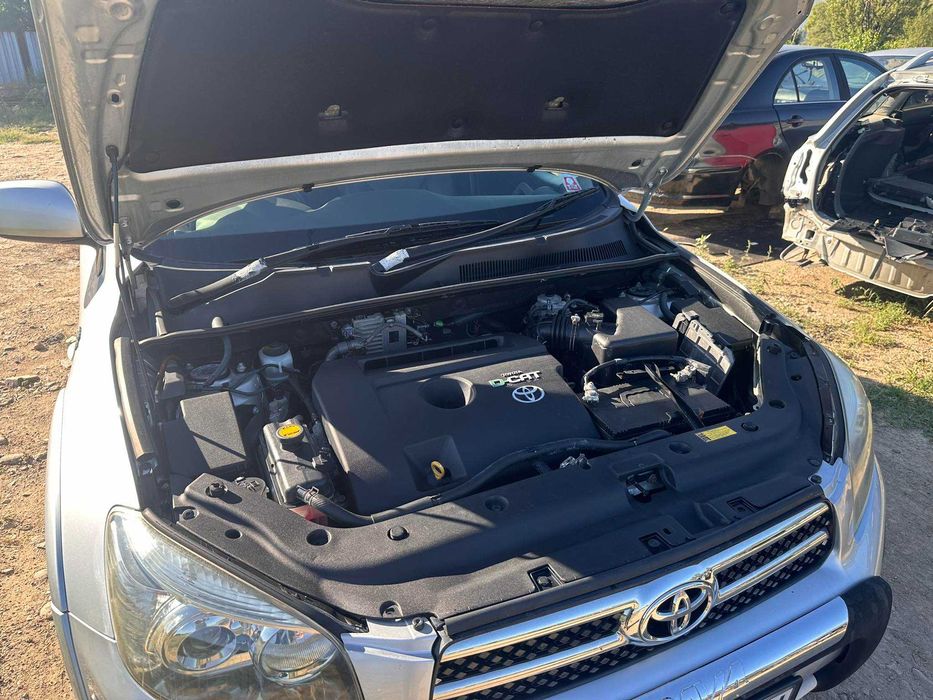 НА ЧАСТИ Toyota Rav4 2.2 D-Cat 177к.с 2008г