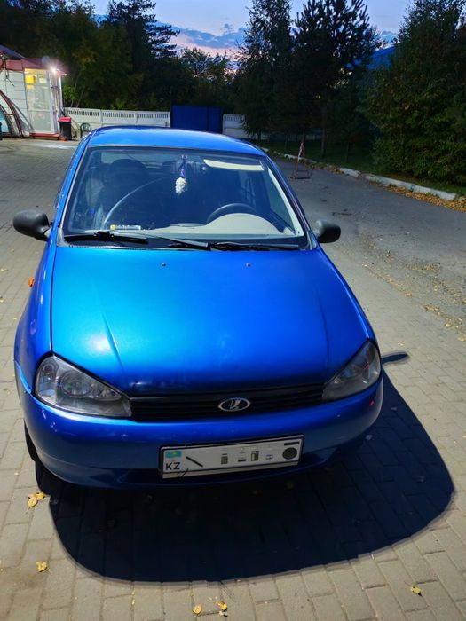 Продам машину Lada Kalina
