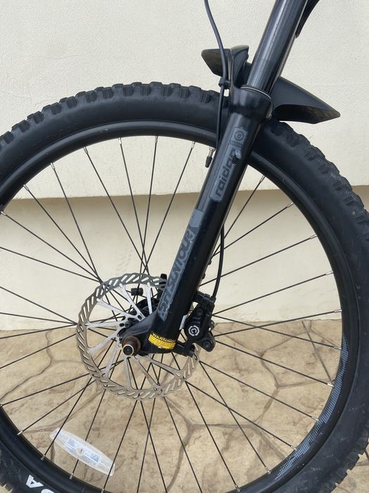 Vand bicicleta canzo !!