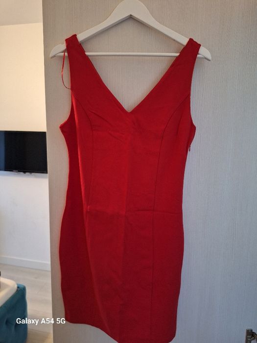 Rochie noua cu eticheta