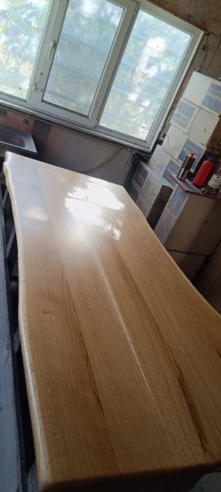 Дъбов плот с жив ръб